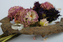 Load image into Gallery viewer, Western Belle Engagement Ring