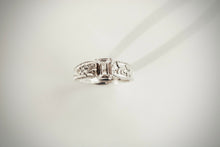 Load image into Gallery viewer, Western Belle Engagement Ring