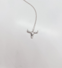 Load image into Gallery viewer, Long Horn Necklace - Sterling Silver