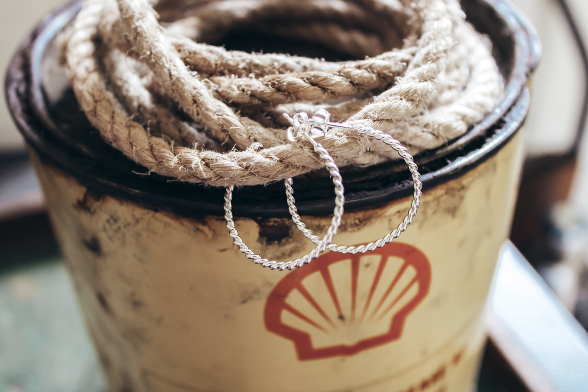 Lasso Hoop Studs in 925 Sterling Silver