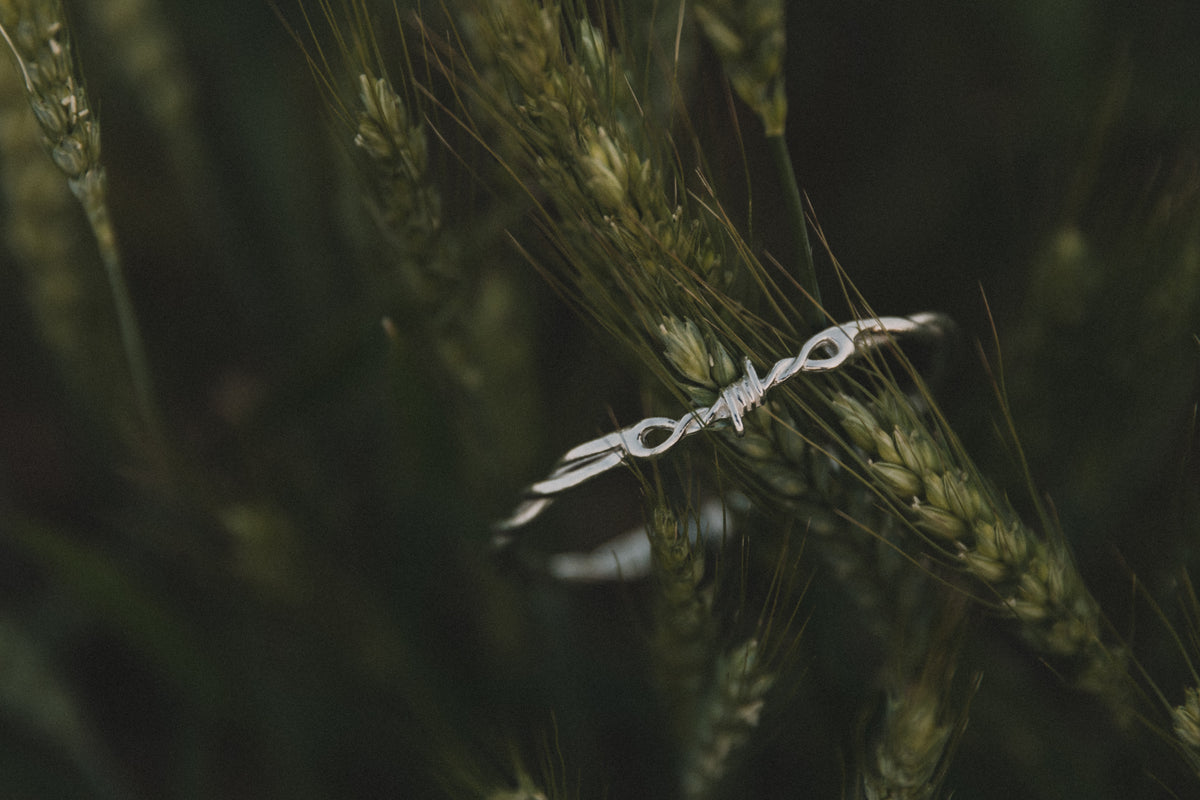 Barbed Wire Bangle in 925 Sterling Silver (shipping delay)