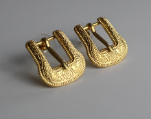 Load image into Gallery viewer, Belt Buckle Studs - 18k Gold Plated Sterling Silver (shipping delay)