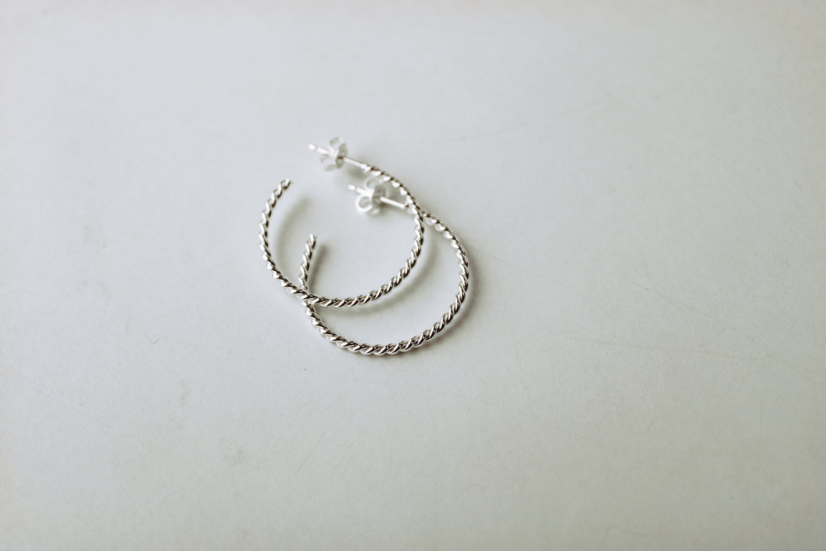 Lasso Hoop Studs in 925 Sterling Silver