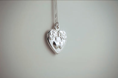 Vintage Sweetheart Necklace