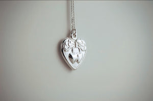Vintage Sweetheart Necklace