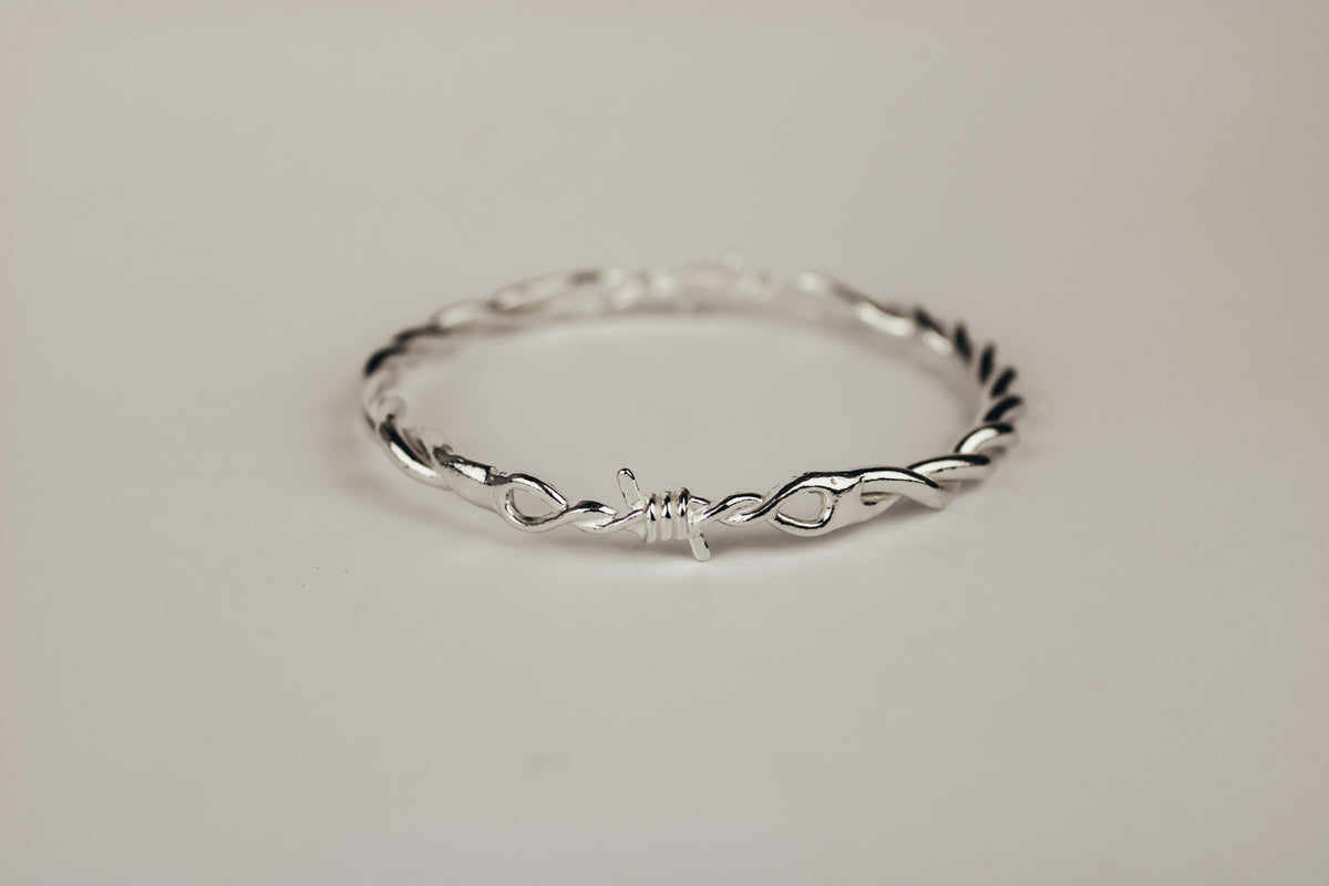Barbed Wire Bangle in 925 Sterling Silver (shipping delay)