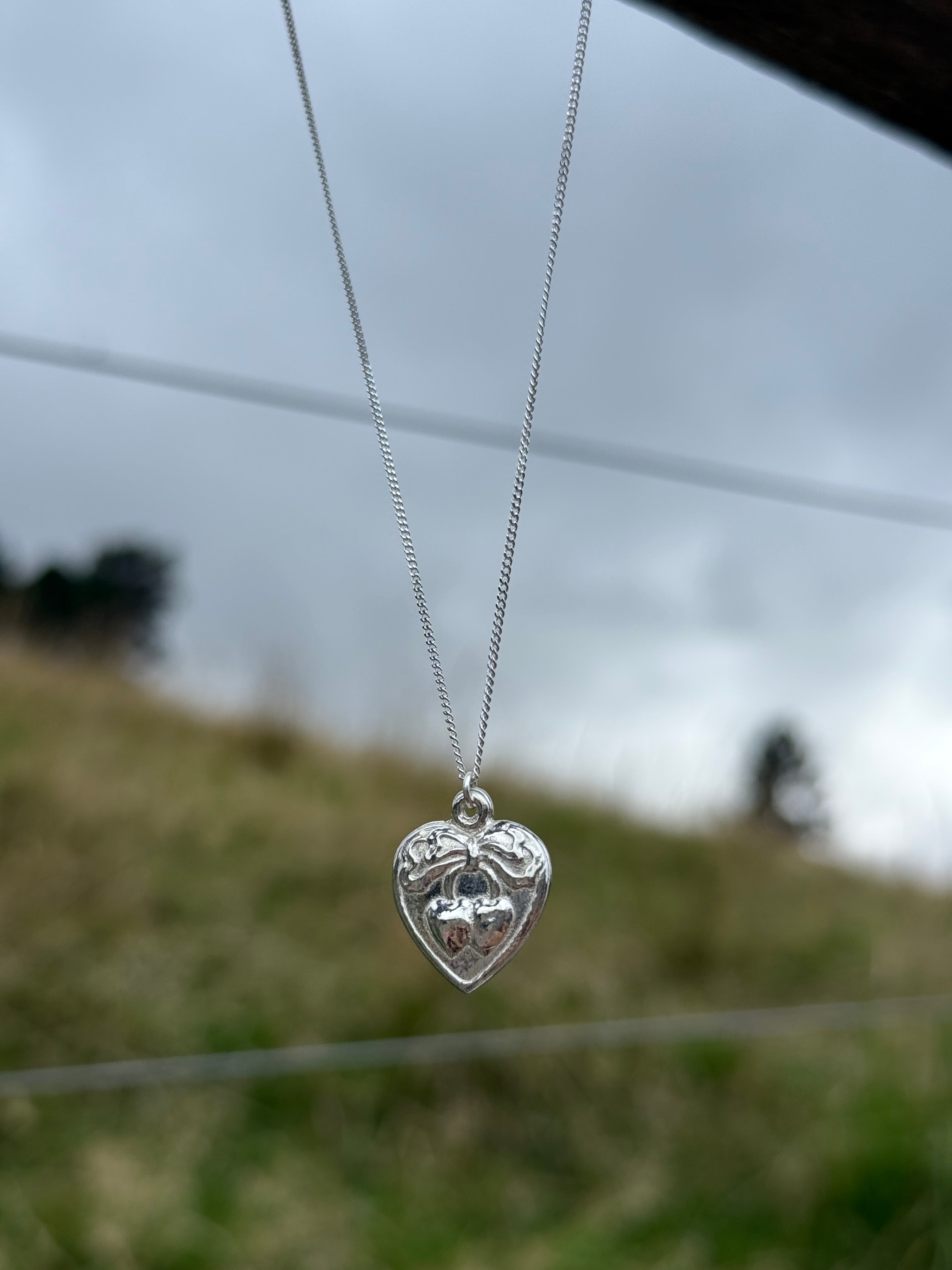 Vintage Sweetheart Necklace in 925 Sterling Silver